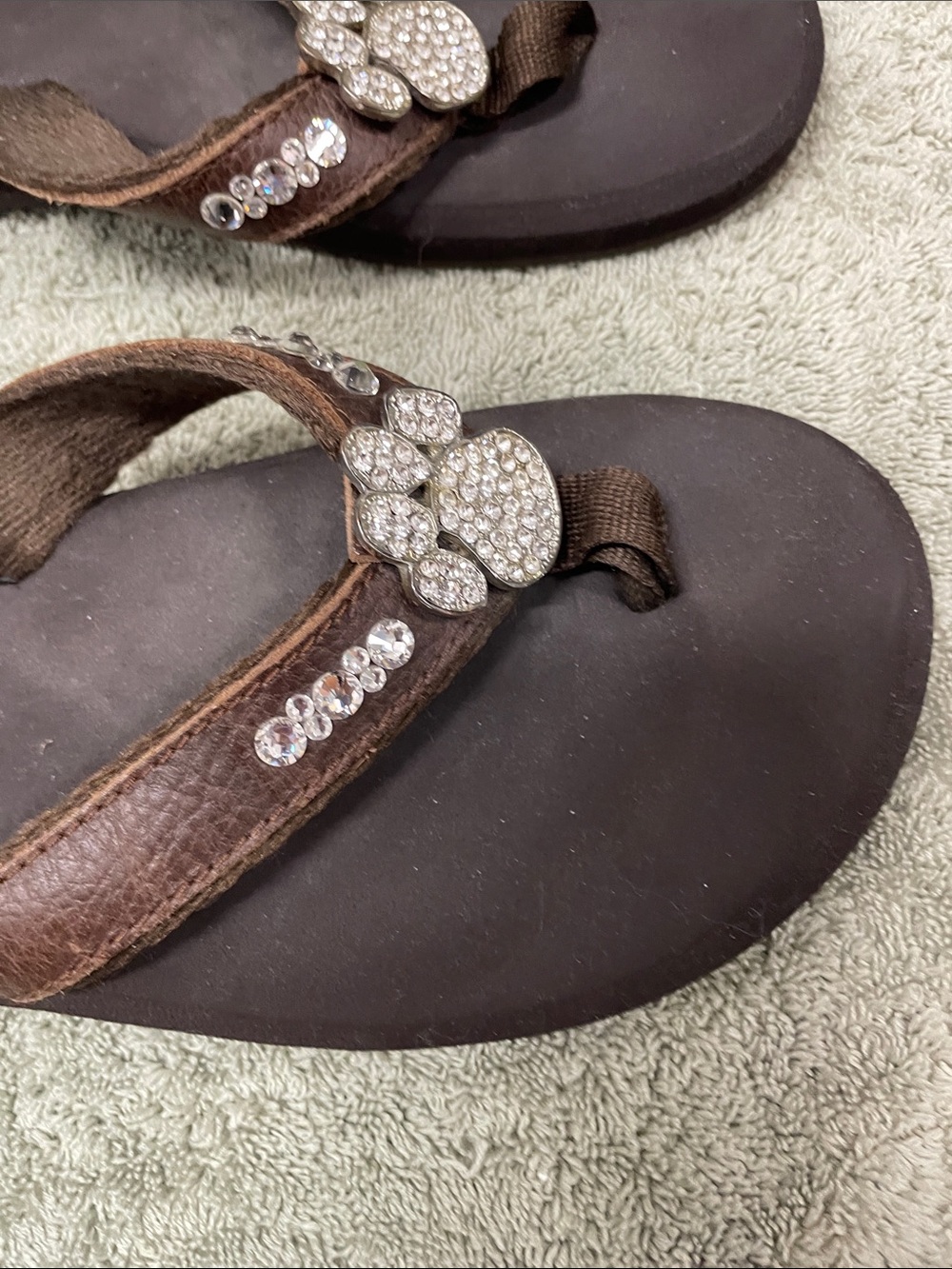 Brown Rhinestone Paw-Accent Flip Flop Sandals for Women - Picture 4 of 11